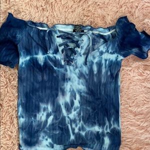 Crop top tie-dye with ruffles
